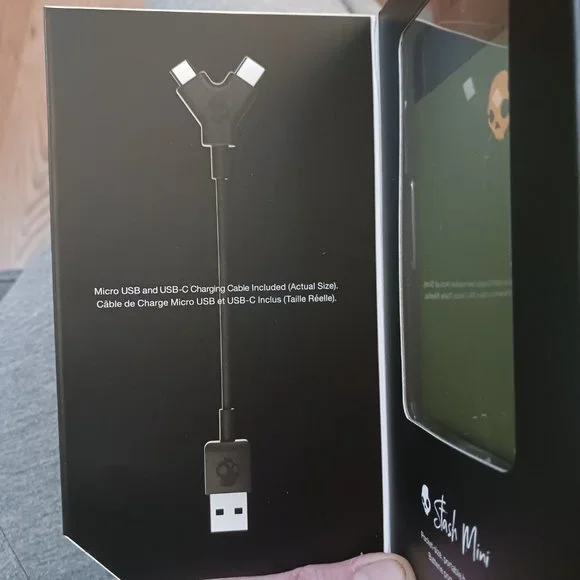 5000mAh Skullcandy stash mini power bank usb to usb b and c. - Picture 7 of 9